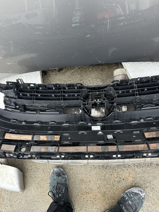 VW Arteon 21г Предна Решетка R-line