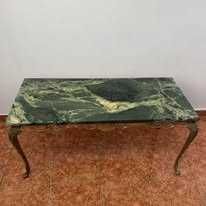 Masa decor living cu blat din marmura verde