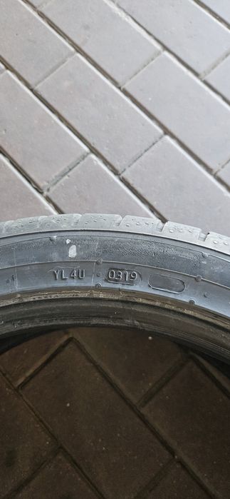 Vand Anvelope Vara Nokian 235/40/R18