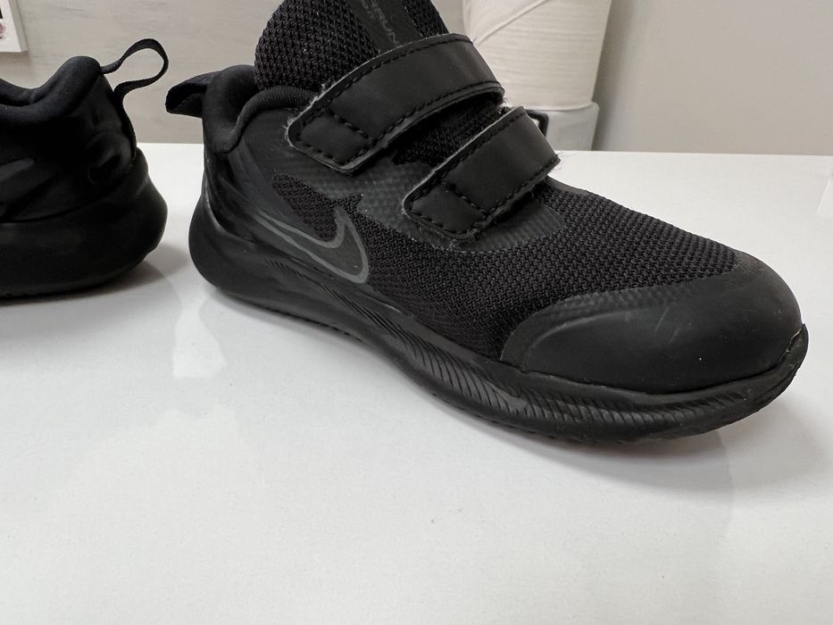 Оригинални детски маратонки Nike