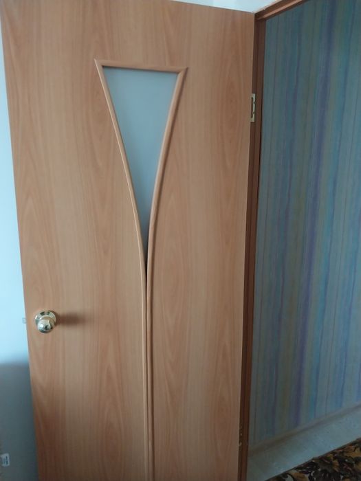 Продам двери межкомнатные