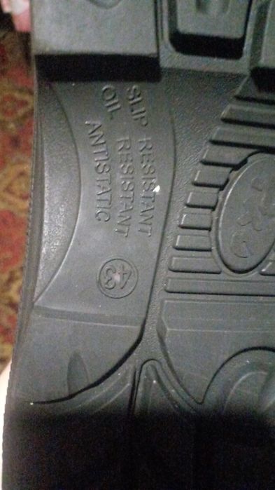 Рабочие сапоги зимние 43 р