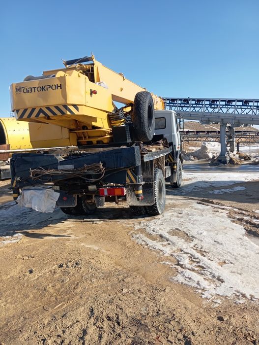 Автокран КС 35715