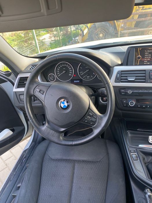 BMW seria 3 F30 berlina