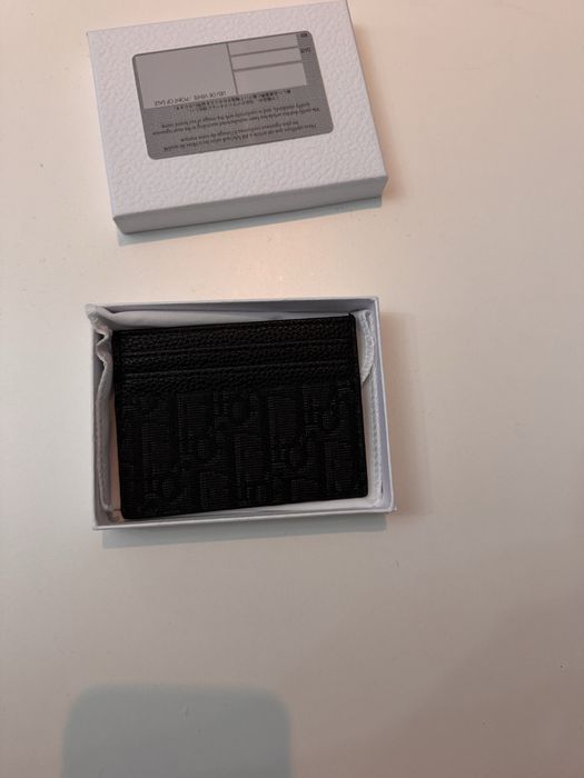 Продаю картхолдеры