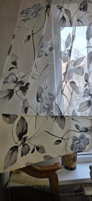 Продам тюль в кухню  б.у в отл состоянии