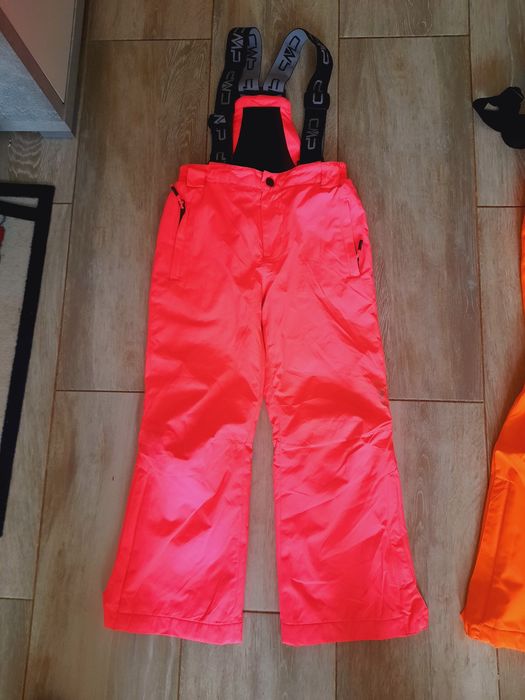 Pantaloni CMP mărimea 7-8 ani , 128 cm.