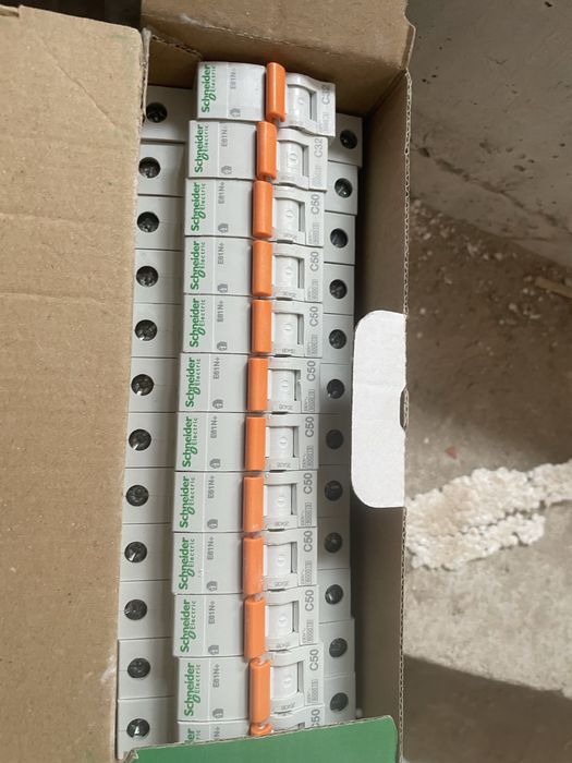 Автоматични предпазштели шнайдер електрик schneider  еле