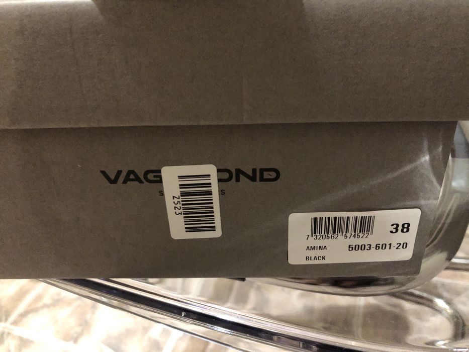 Продавам обувки Vagabond