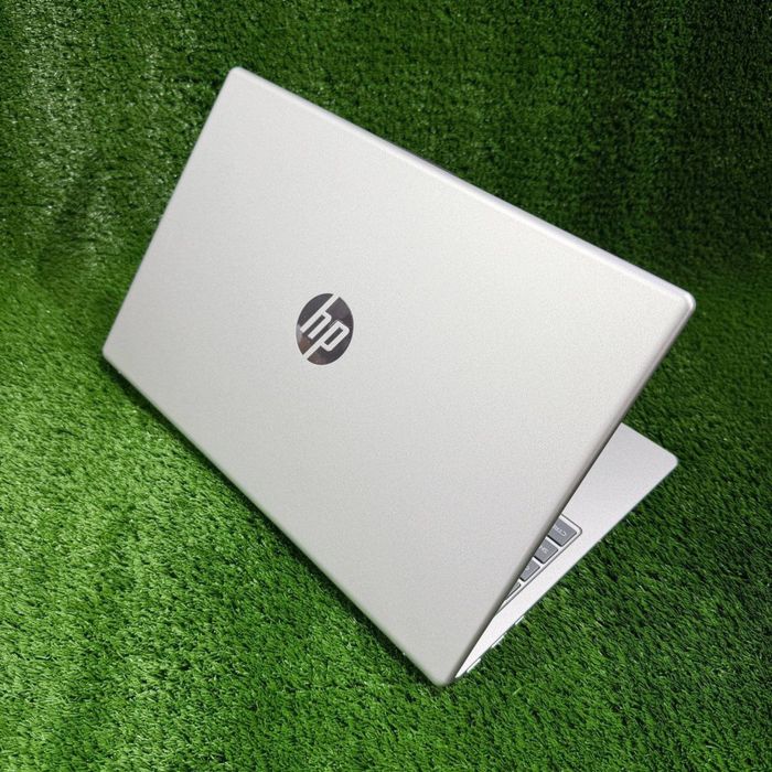 Hp g10 i5 1334u 8gb 512gb