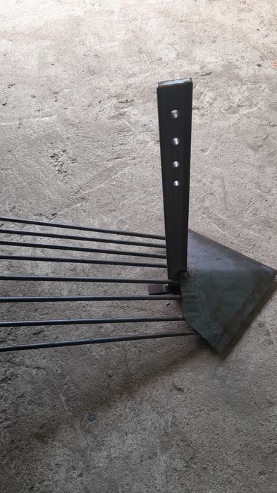 Vând rarita și plug motocultor