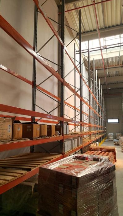 De vânzare rafturi metalice pt depozitare