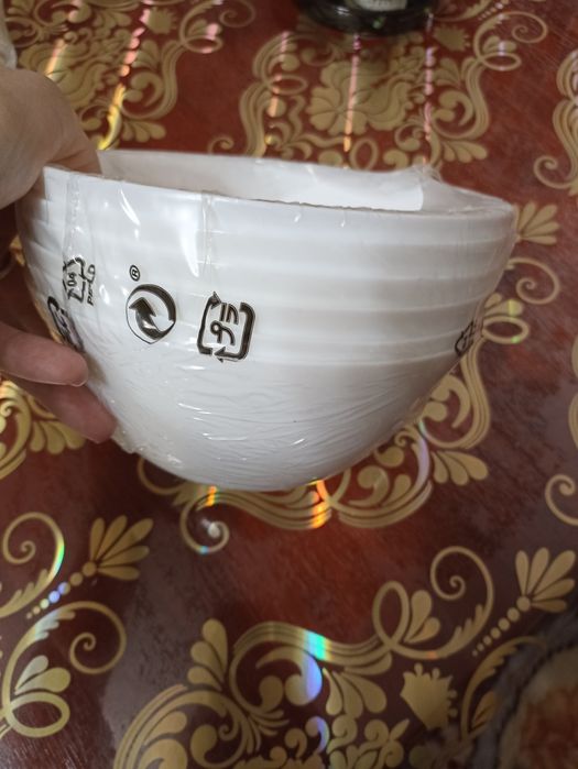 Продам салатник глубокий