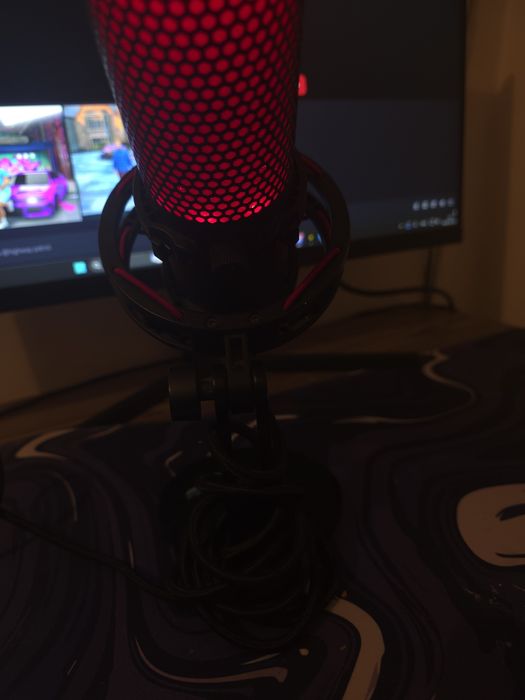 Микрофон  HyperX