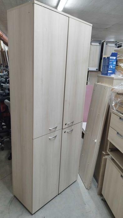 Гардероб с четири врати и рафтове - Офис шкаф -  80/40/205