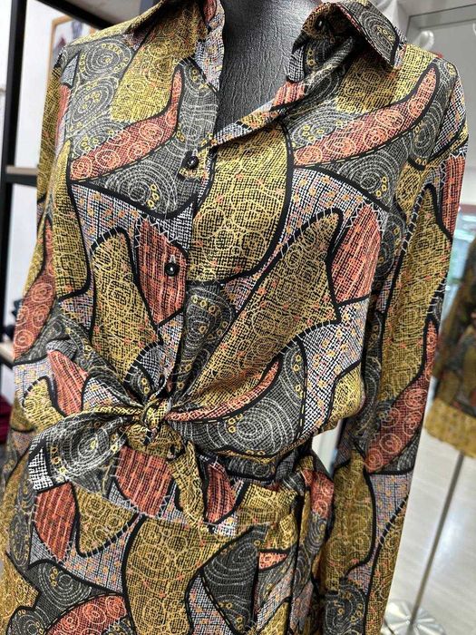 Новый костюм блузка-юбка