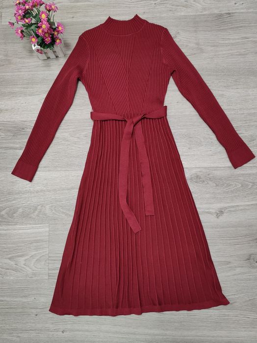 Rochiță  midi tricotată culoarea burgundy