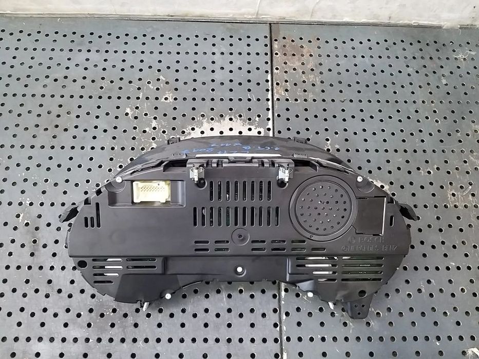 Ceasuri bord benzina mercedes cla x117 a1179004001 0263697113