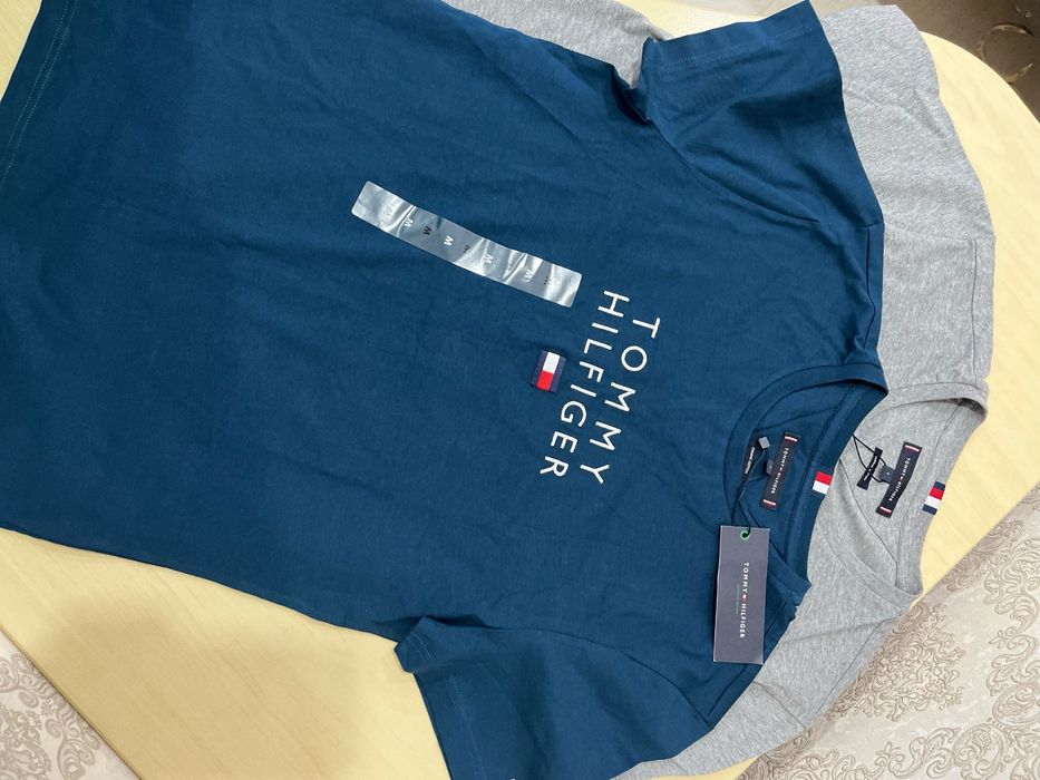 Футболки Tommy Hilfiger