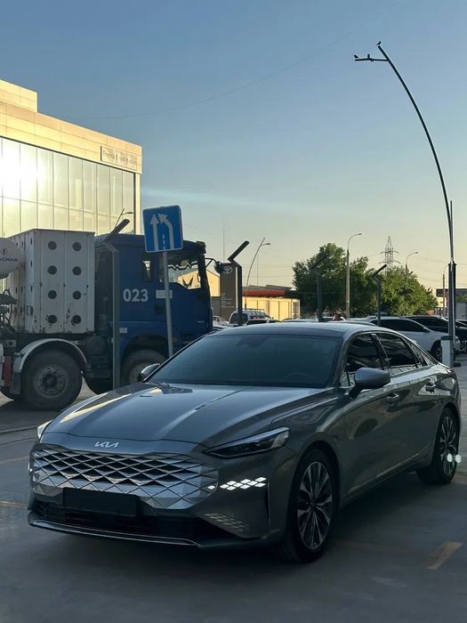 Продам свою Kia k8 2023 full версия