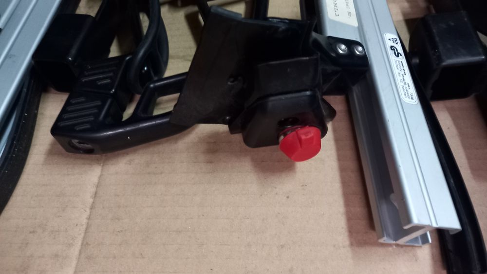 Багажник за кола[за ски]