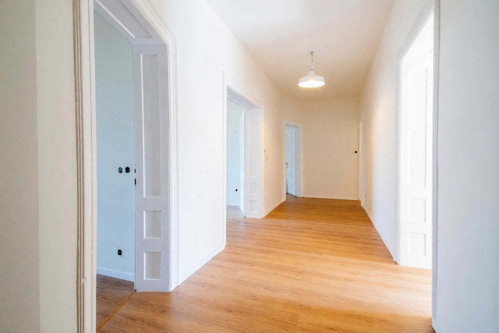 Продава се Четиристаен апартамент в София, Център - 126 кв.м за 2858 €/кв.м - Снимка #12