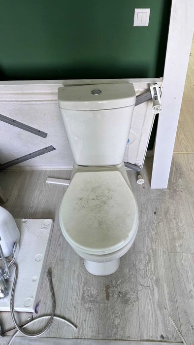 Продаётся все из ванной комнаты