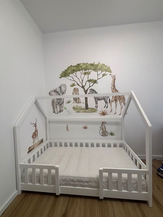 Pătuț copii tip căsuță din lemn +  saltea 450 lei