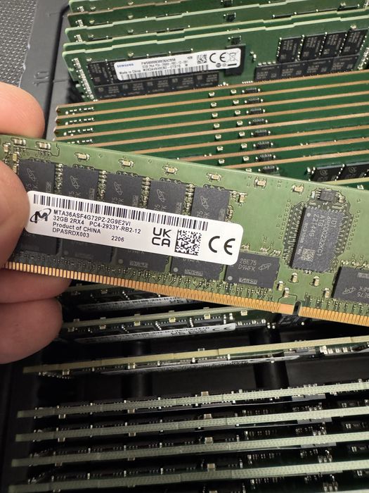 Memorii ddr4 ecc 32gb ram AI server workstation