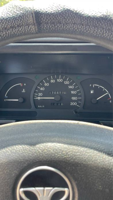 Nexia 1 sons 1chi qol holati yaxshi ishi yoq olib haydashli moshina