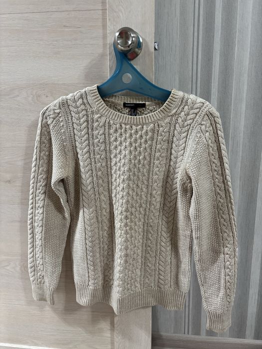 Два Свитера MANGO вязанные