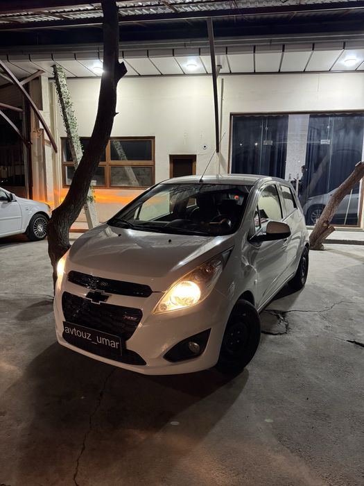 Spark 2015 avtomat ideal