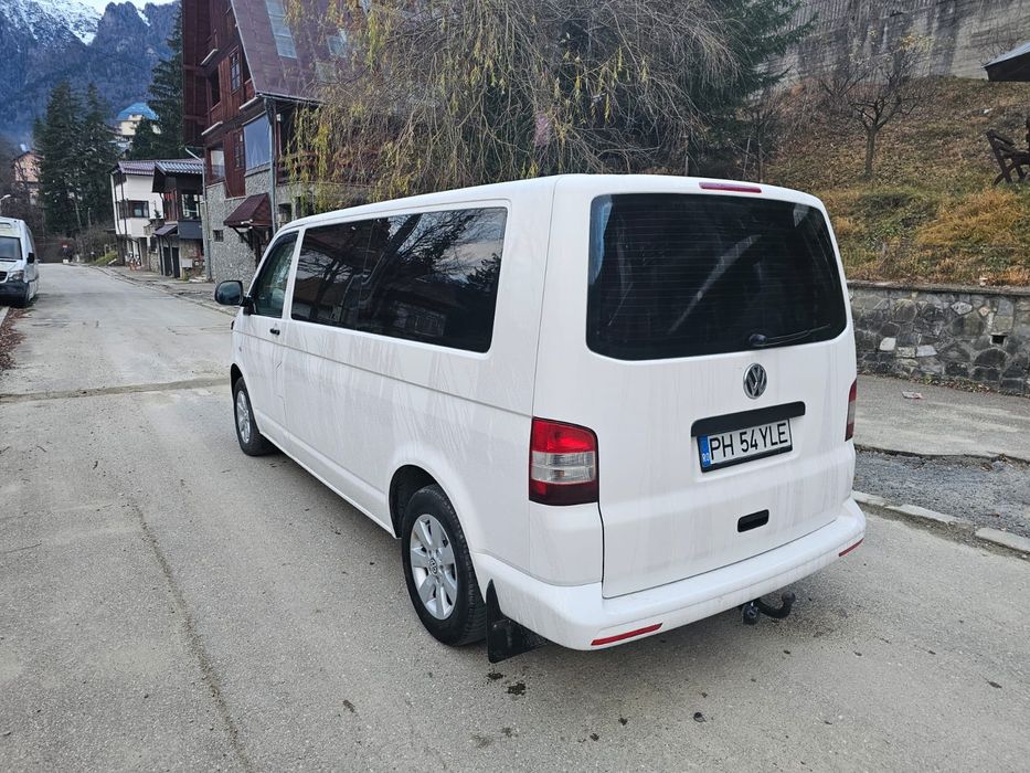 Volkswagen T5 4x4 2013 9 locuri Lung Stare foarte buna