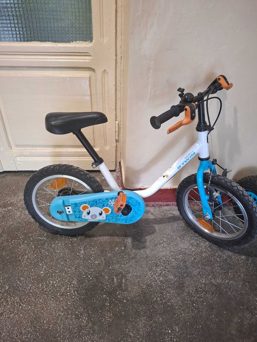 Bicicletă copii, 16 inch, Decathlon, cu roți ajutătoare, stare bună.
