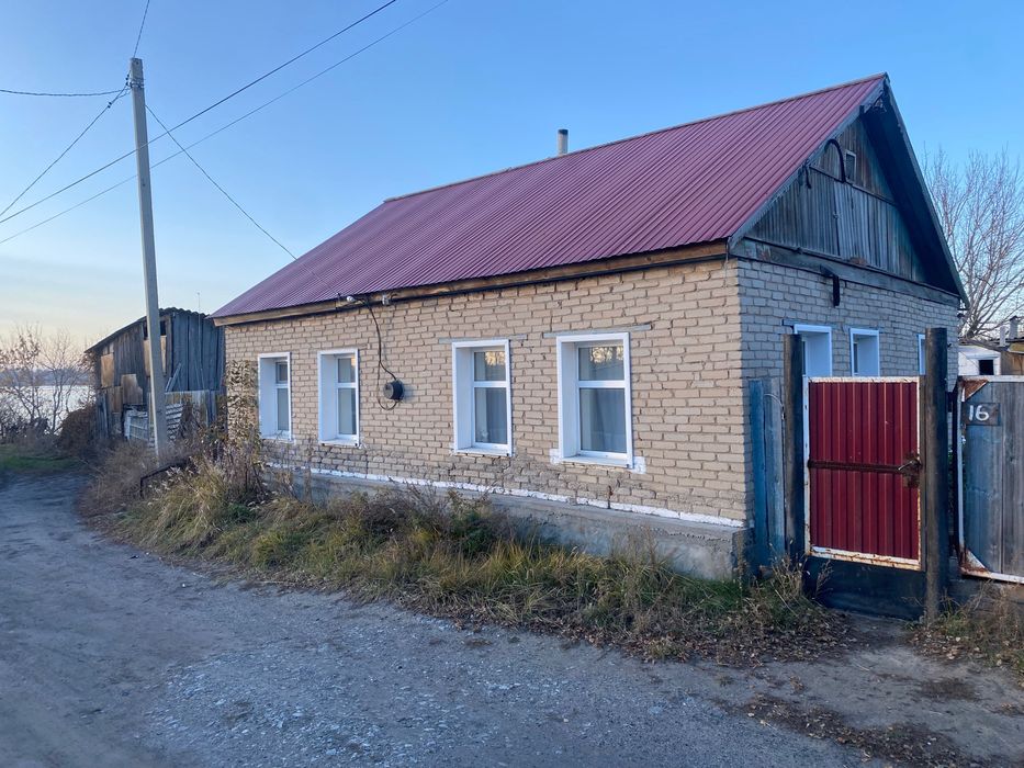 Продам дом , набережная 16