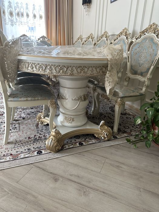 Продам стол со стулями