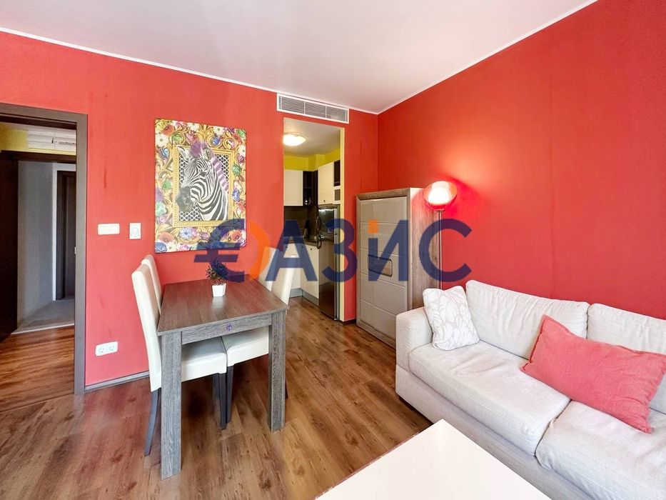 Продава се Тристаен апартамент в к.к. Слънчев бряг - 128 кв.м за 598 €/кв.м - Снимка #1