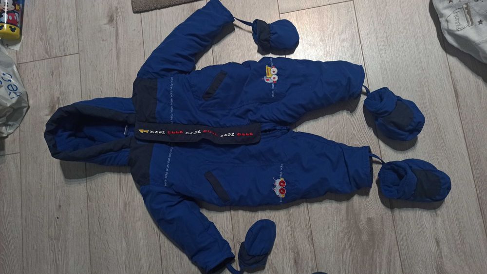 Зимни космонавти и зимно яке 6-9 и 9-12 месеца