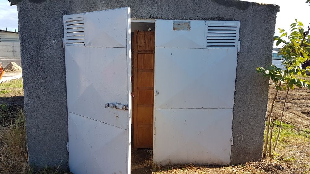 Porti de garaj din tablă