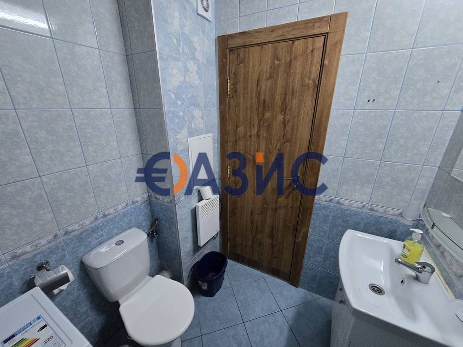 Продава се Двустаен апартамент в к.к. Слънчев бряг - 62 кв.м за 1050 €/кв.м - Снимка #12