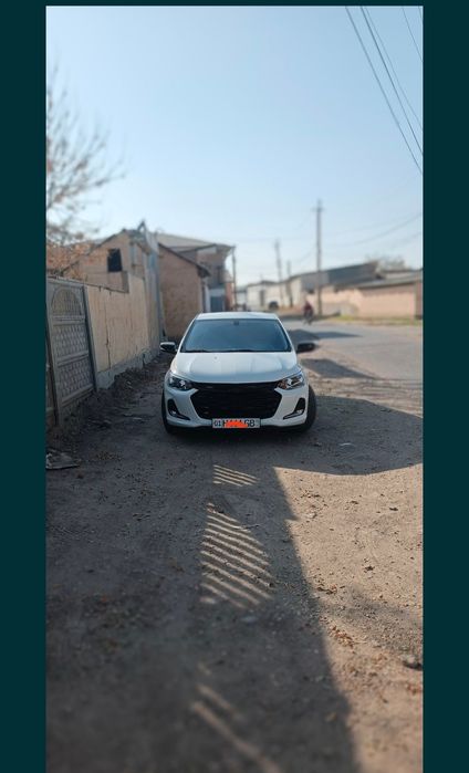 Продам свой автомобиль ONIX .