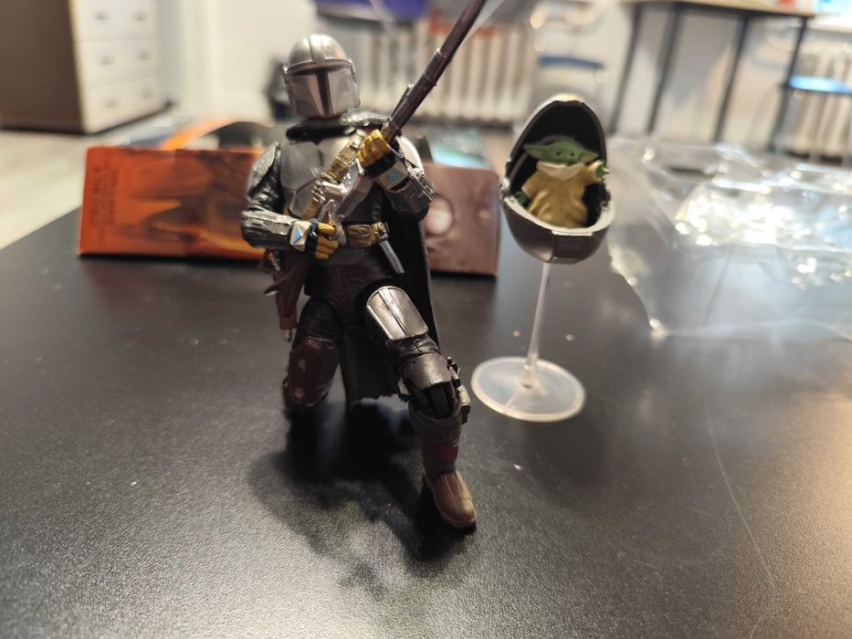 Экшен фигурка Мандалорца фирмы Hasbro