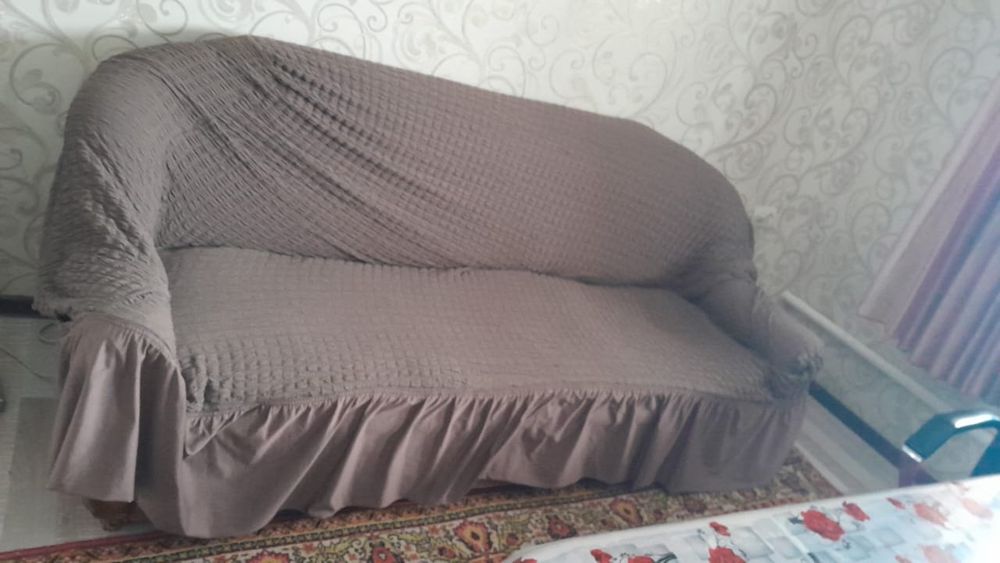 Продам стол, диван и др.