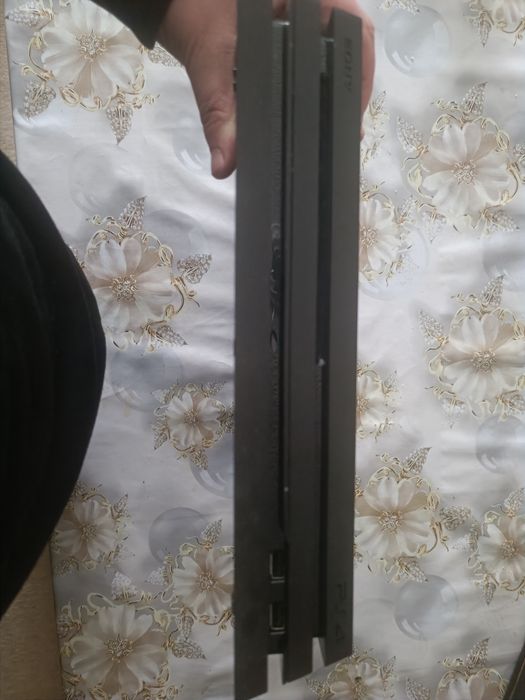 Ps4 pro 1терабайт