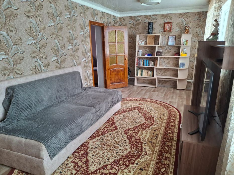 Срочно!!!Продажа полдома,  , торг.