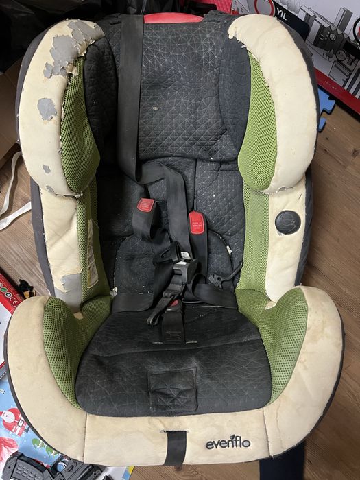 детское автокресло Evenflo