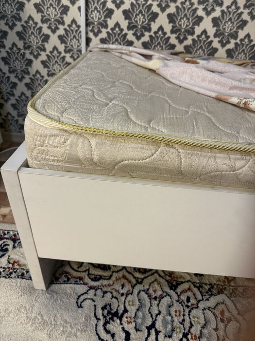 Продаются кровати