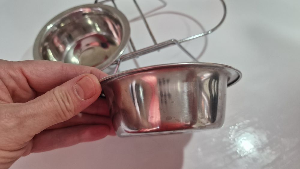 Продам чашки с подставкой