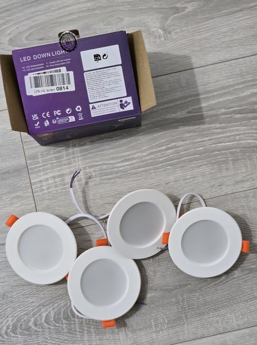 Spoturi LED inteligente DUSKTEC noi, RGB, control Alexa, set 4 bucăți