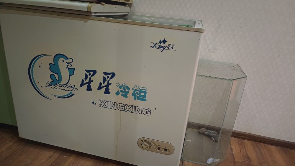 Продам морозильник на запчасти